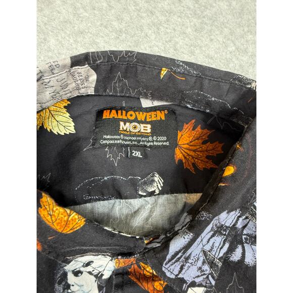 Middle of Beyond Mens Size 2XL Halloween Michael Myers Button Up Shirt - Picture 4 of 8